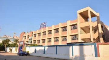 تحقيقات موسعة حول واقعة سقوط بوابة حديدية تسببت في تدافع الطلاب بالمدرسة